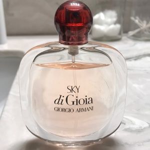 Giorgio Armani “Sky do Gioia”